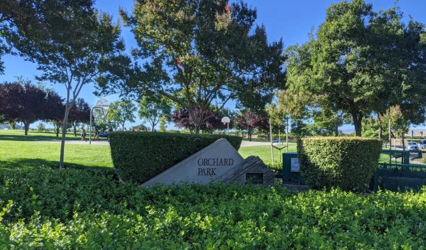 Orchard Park sign